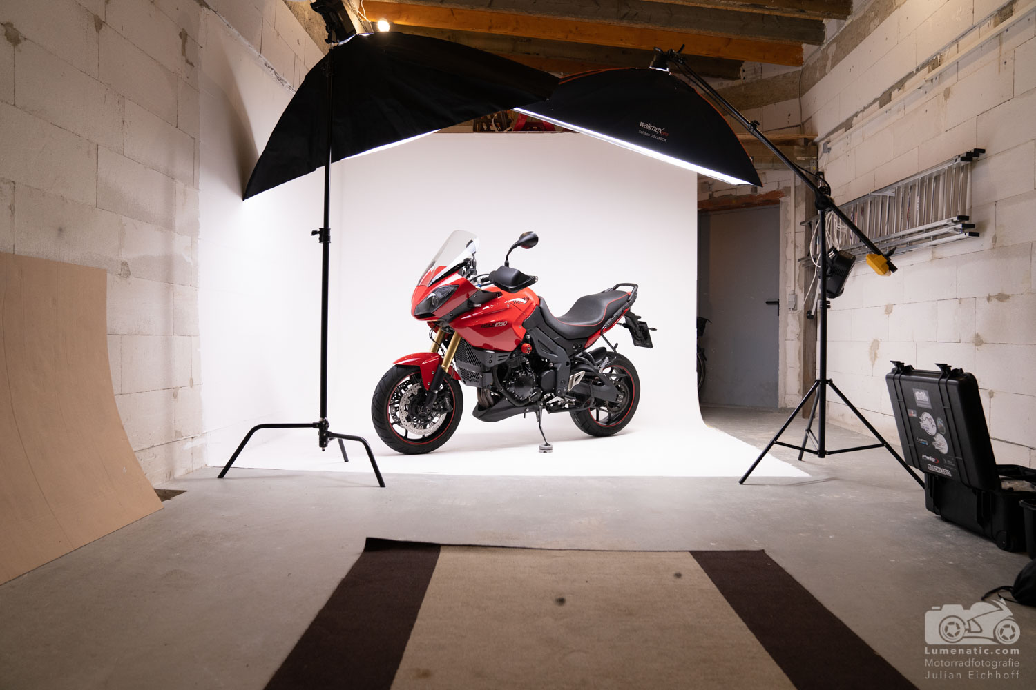 Motorrad-Fotostudio (Teil 1)